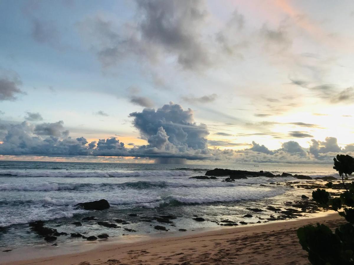 Pearl Gardens Midigama Hotel Bagian luar foto