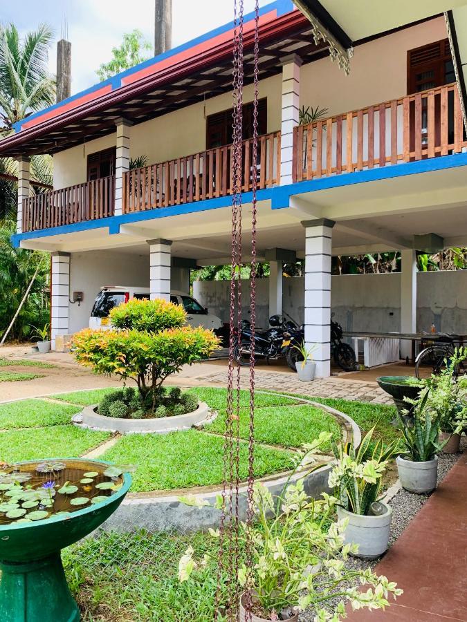 Pearl Gardens Midigama Hotel Bagian luar foto